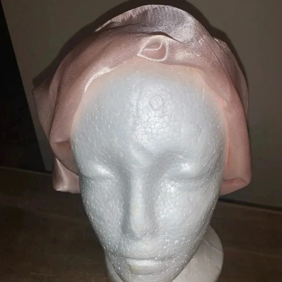 Cinderella satin lined scrub cap - Picture 5 of 5